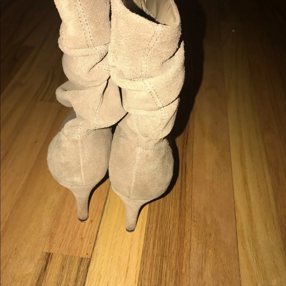 Kelly & Katie Heeled Boot - Picture 3 of 3